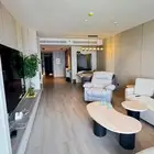 للايجار شقة فاخرة موثثه على البحر