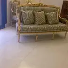 كنب وطاوله