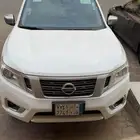 نيسان نافارا