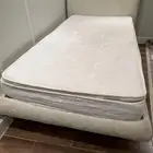 سرير مستخدم بسيططط