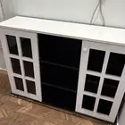 طاولة للبيع