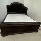 غرفة نوم كامله نظيفه جدا خشب قوي وثقيل الموقع محايل عسير