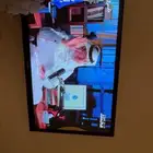 شاشة تلفزيون