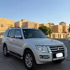 للبيع جيب باجيرو مكينة كبيره نظيف
