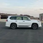 للبيع جيب لكزس 2016