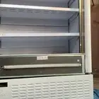 ثلاجات حجم كبير سعره الوحده 2000