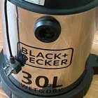 مكنسة كهربائية