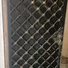 يوجد لدينا هناقل حديد وابواب خشب وباب حديد ومفاتيح كهرباء