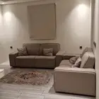 شقة صغيرة للبيع في حي العريض( الربوة) قرب الحرم