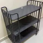 طاولة تقديم