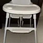 كرسي أكل للأطفال