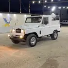 جيب نيسان موديل 80 نظيف gsxstn1 تحفه نادره للي يبي التراث ن