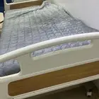 سرير طبي شبة جديد ونظيف