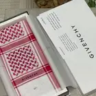 شماغ جيفنشي الاصلي صناعة انجليزية