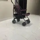 عربة اطفال من ماركة جونيورز