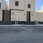 شقتين للايجار السنوي جديدة تشطيب فاخر شمال جدة