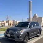 للبيع جيب لكزس 2013