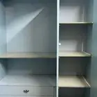 دولاب ملابس