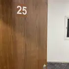 شقق عزاب للإيجار مكيفه شامل الكهرب والماء
