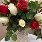 فازة ورد صناعي