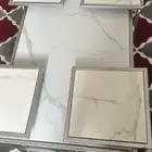 طاولات نظيفه
