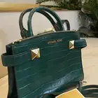 شنطة Michael Kors أصلية لون أخضر زمردي فخم