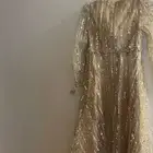 فستان للبيع