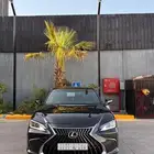 لكزس ES 300h BH 2023 بحالة الوكالة - سعودي