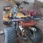 للبيع دباب اربع كفرات شغال مفيه شي بس يحتاج دقمه جديده بس