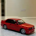 للبيع مجسم بي إم دبليو السعر 100 ريال الموقع القطيف