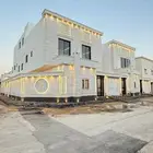 فيلا مع شقتين للبيع