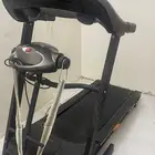 جهاز سير كهربائي نظيف