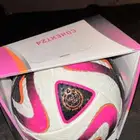 كورة اصليه من الاتحاد السعودي ولعبو فيها بكاس الملك