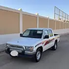 للبيع هايلكس 2001