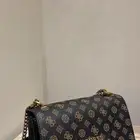 شنطة جيس الاصليه ب300 قابل للتفاوض