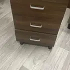 مكتب و كراسي مستعمل للبيع
