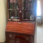 دولاب بطاولة مكتب