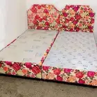 سرير للبيع