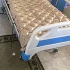 سرير مستشفى مع الريموت والمرتبه وانبوبه اكسجين