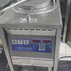 للبيع مكينه بروستد أمريكيه الصنع شبه جديده