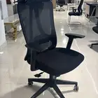 كرسي مكتبي فاخر بجودة عاليه