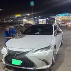 لكزس es 2020 فئة cc فل كامل سعودي