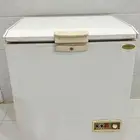 فريزر تبريد ثلج المساحه كبير الضمان 6شهور من عندي اعطيك