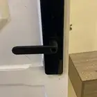 قفل ذكي تركيب اليوم لشقق التأجير اليومي