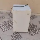 ثلاجة صغيرة للبيع