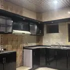 شقة للايجار اربع غرف وصاله