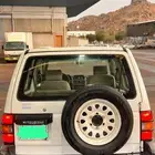 للبيع ميتسوبيشي موديل 2001