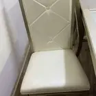 طاولات طعام