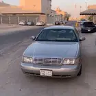 فورد فكتوريا 2003نظيف