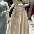 فستان للبيع